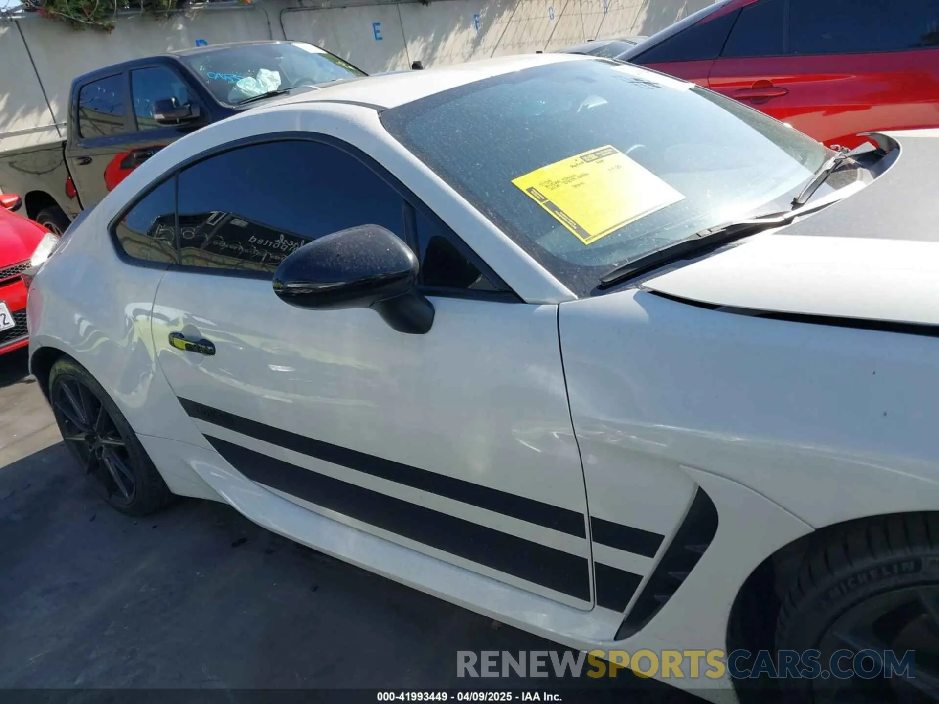 13 fotografías del automóvil dañado JF1ZNBM10R9751489 TOYOTA GR86 2024
