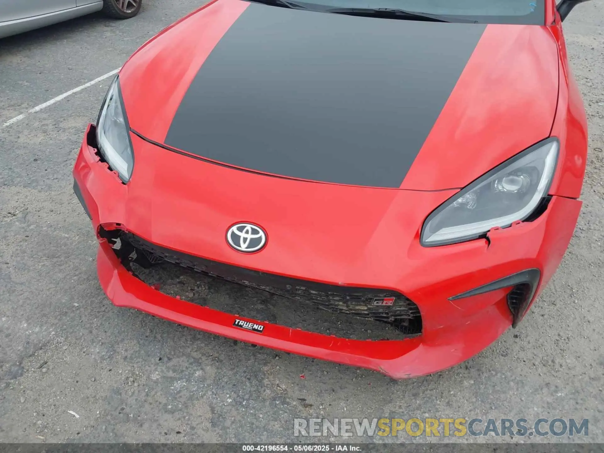 14 fotografías del automóvil dañado JF1ZNBM15R9750774 TOYOTA GR86 2024