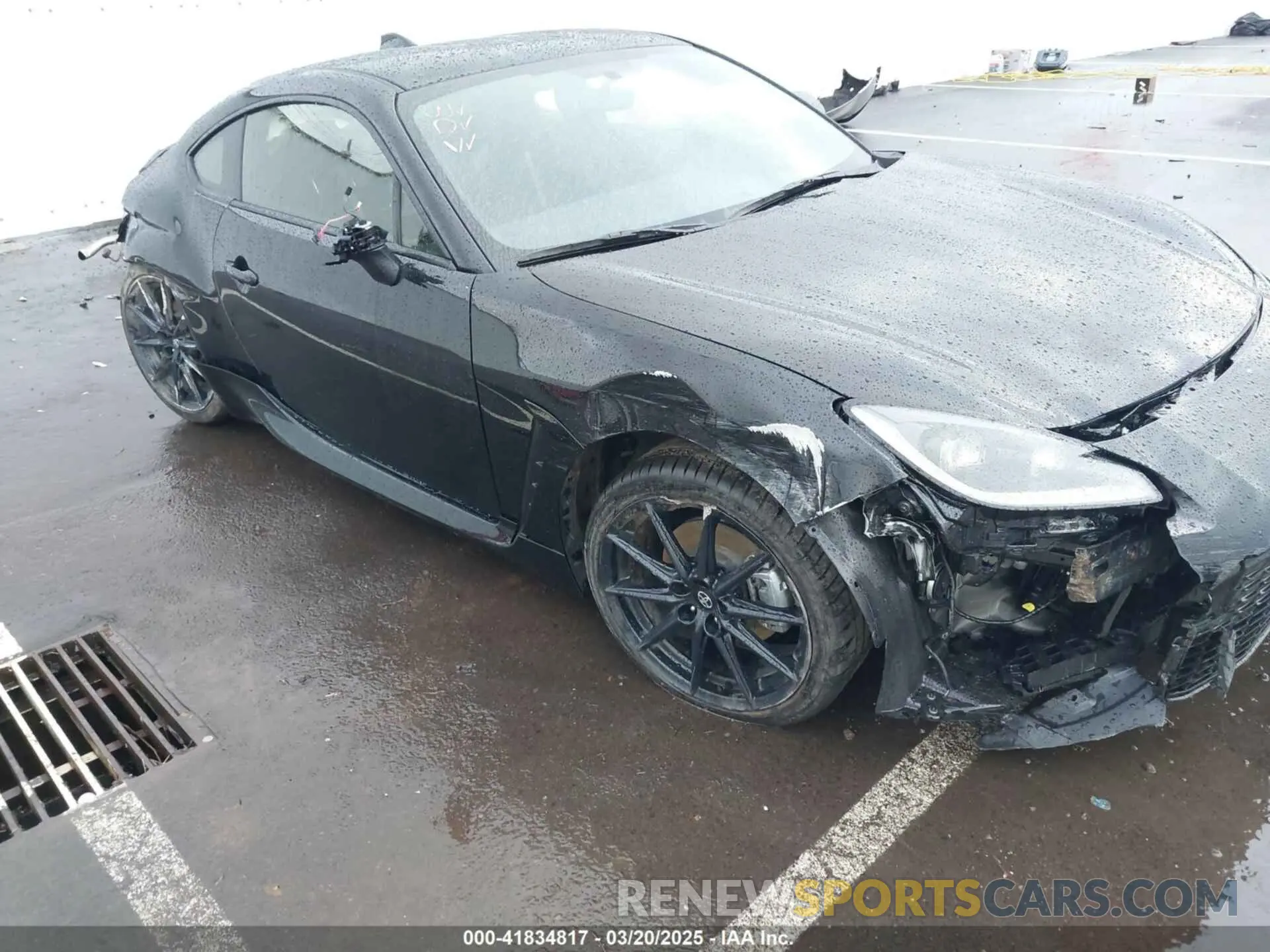 18 fotografías del automóvil dañado JF1ZNBE11S9752297 TOYOTA GR86 2025
