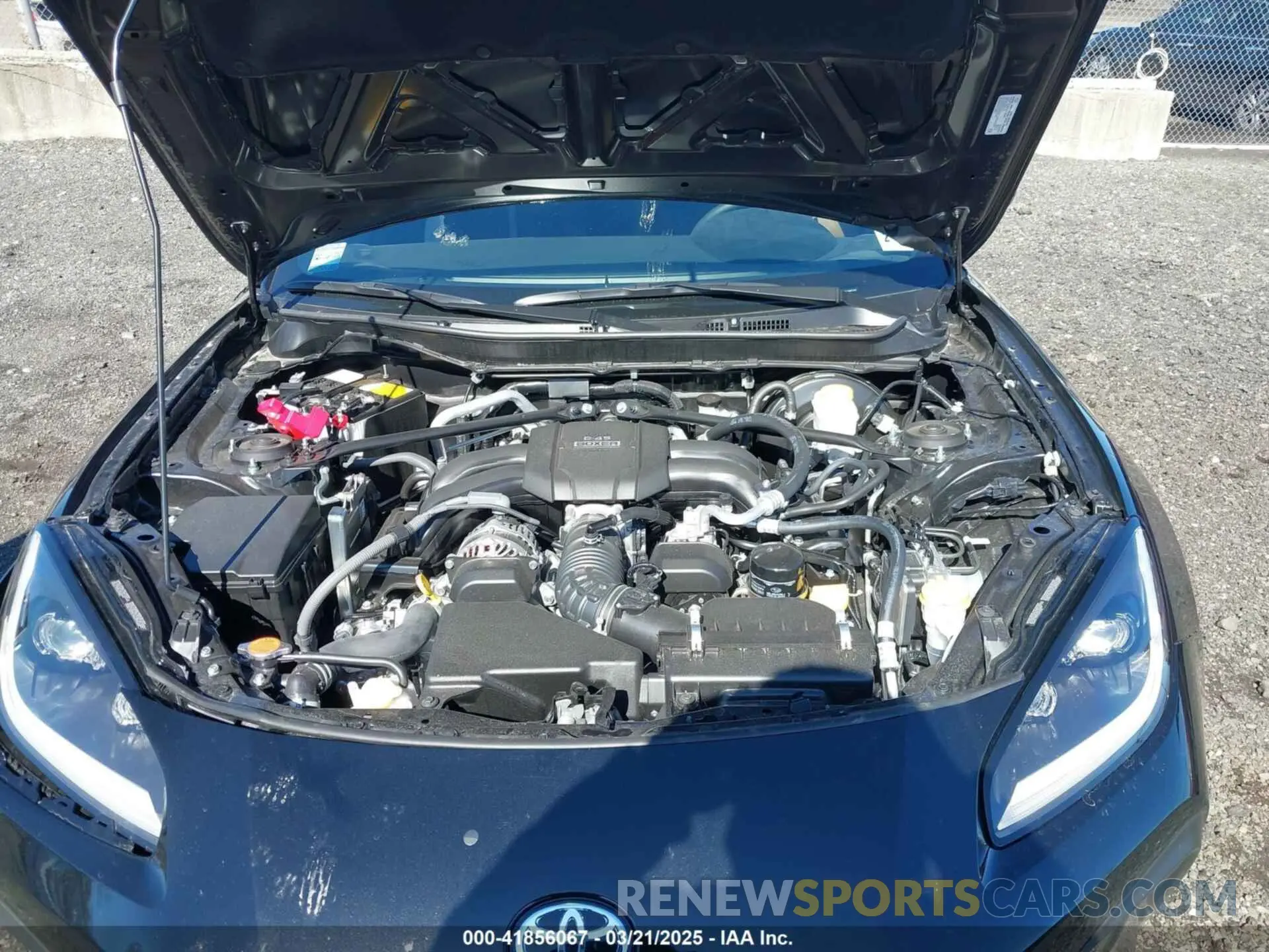 10 fotografías del automóvil dañado JF1ZNBE12S9751742 TOYOTA GR86 2025