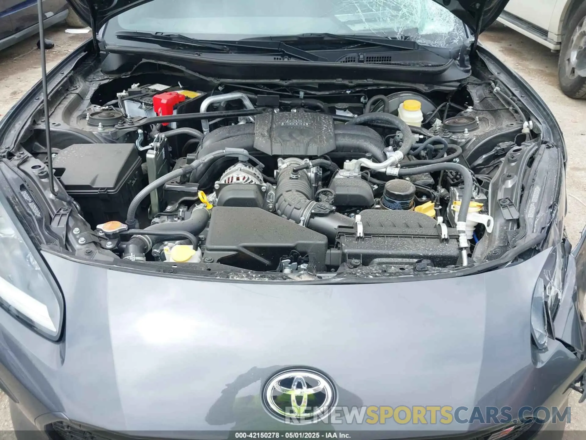 10 fotografías del automóvil dañado JF1ZNBE14S9752813 TOYOTA GR86 2025