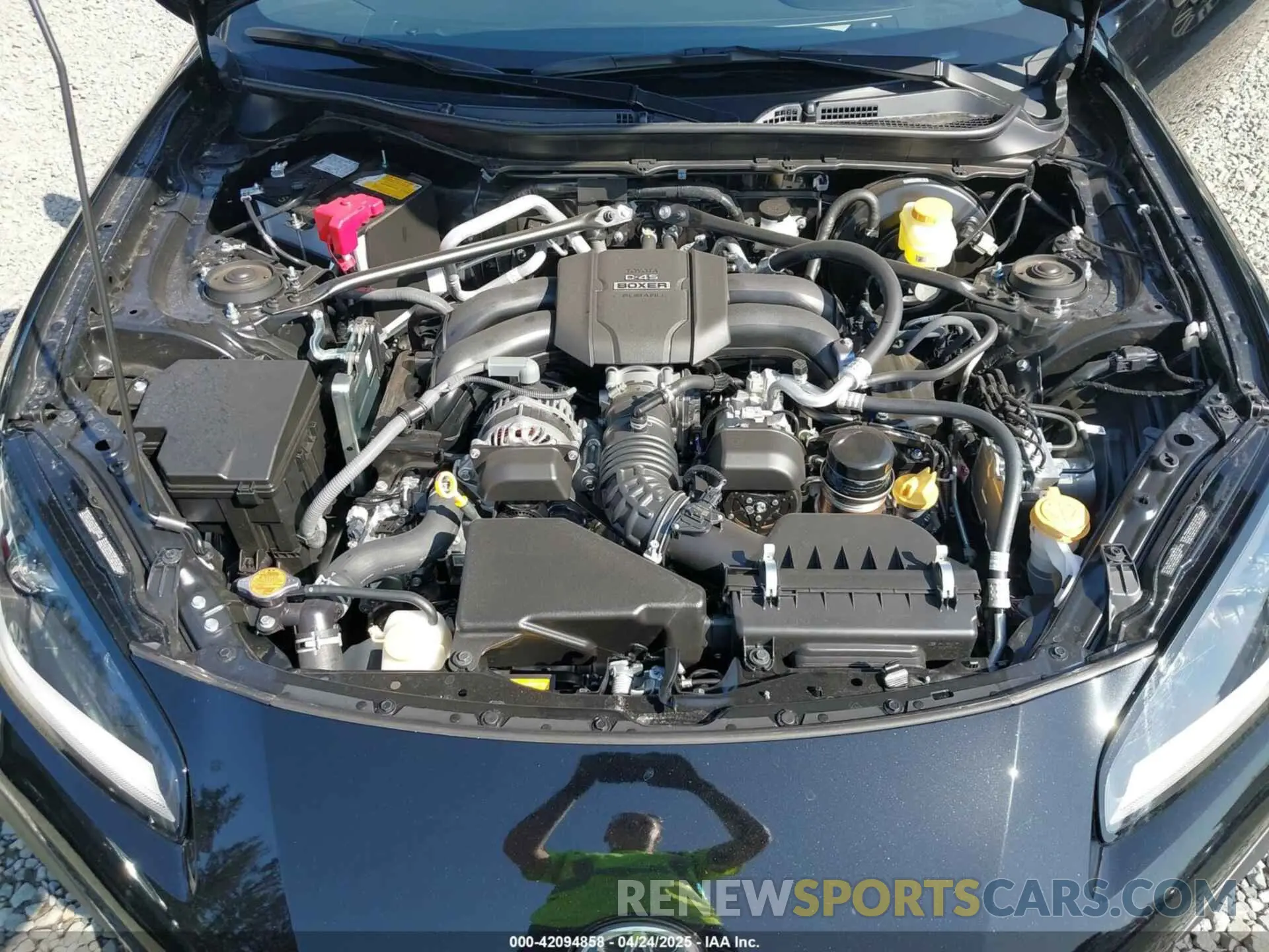 10 fotografías del automóvil dañado JF1ZNBE18S9753530 TOYOTA GR86 2025