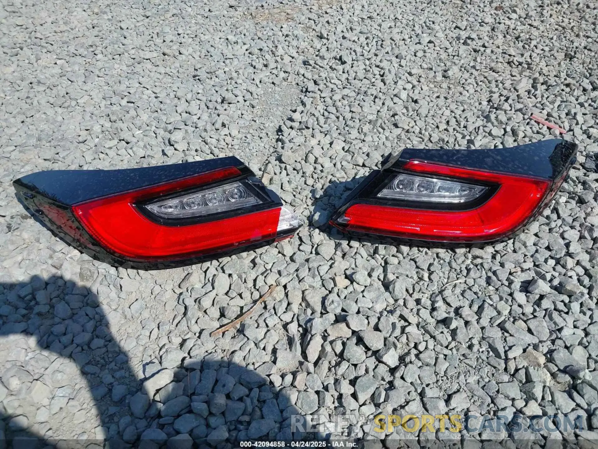 12 fotografías del automóvil dañado JF1ZNBE18S9753530 TOYOTA GR86 2025