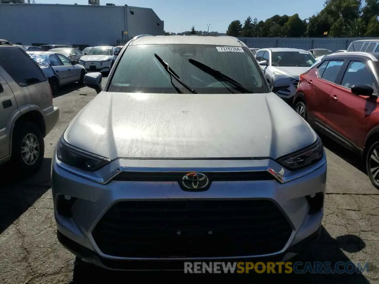 5 fotografías del automóvil dañado 5TDAAAA58RS003448 TOYOTA GRAND HIGH 2024