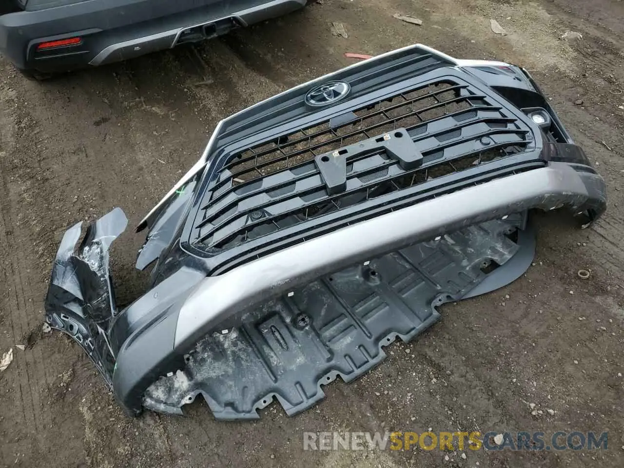 13 fotografías del automóvil dañado 5TDAAAB50RS019254 TOYOTA GRAND HIGH 2024