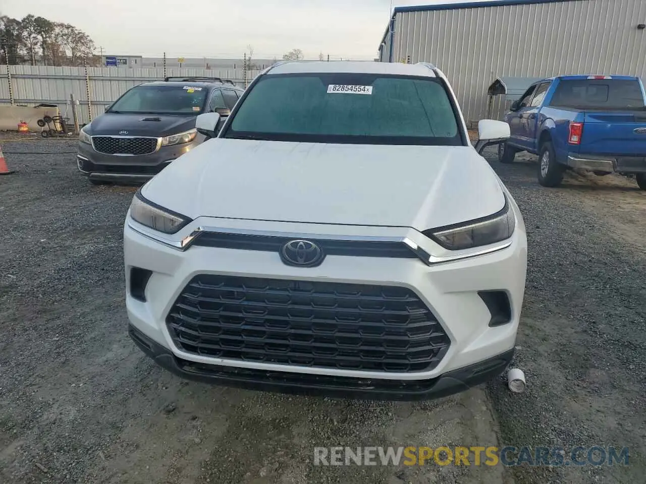 5 fotografías del automóvil dañado 5TDAAAB50RS047829 TOYOTA GRAND HIGH 2024