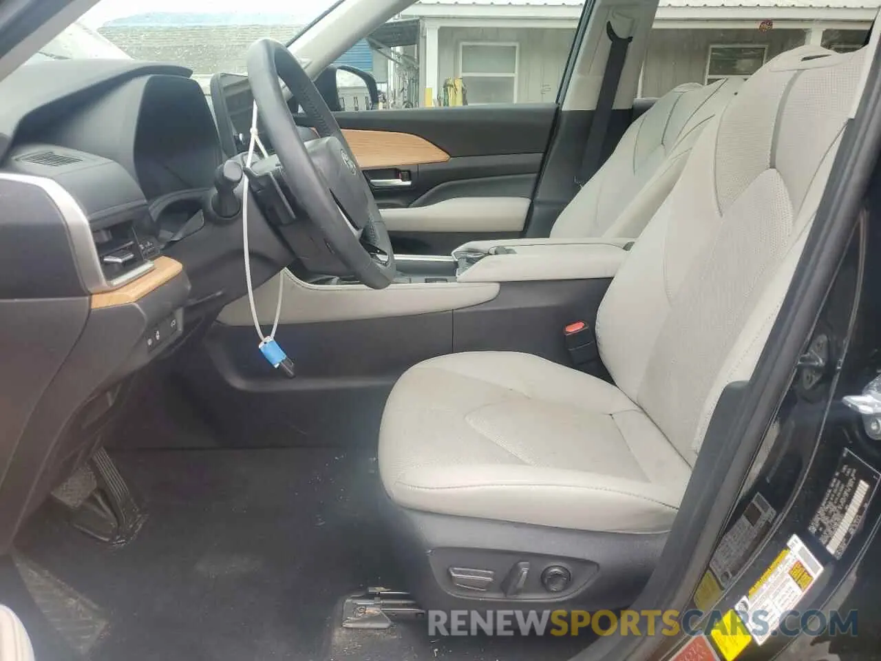 7 fotografías del automóvil dañado 5TDAAAB51RS033177 TOYOTA GRAND HIGH 2024
