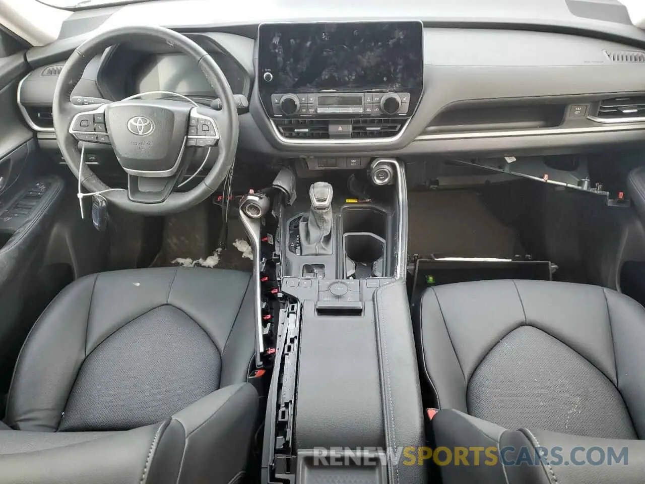 8 fotografías del automóvil dañado 5TDAAAB51RS035060 TOYOTA GRAND HIGH 2024