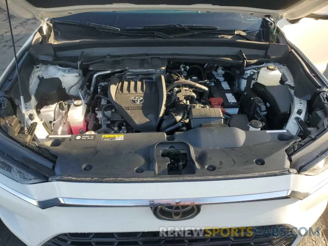 12 fotografías del automóvil dañado 5TDAAAB53RS057738 TOYOTA GRAND HIGH 2024