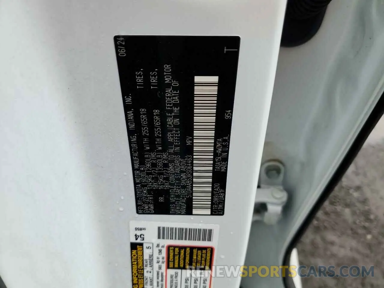 13 fotografías del automóvil dañado 5TDAAAB53RS064463 TOYOTA GRAND HIGH 2024