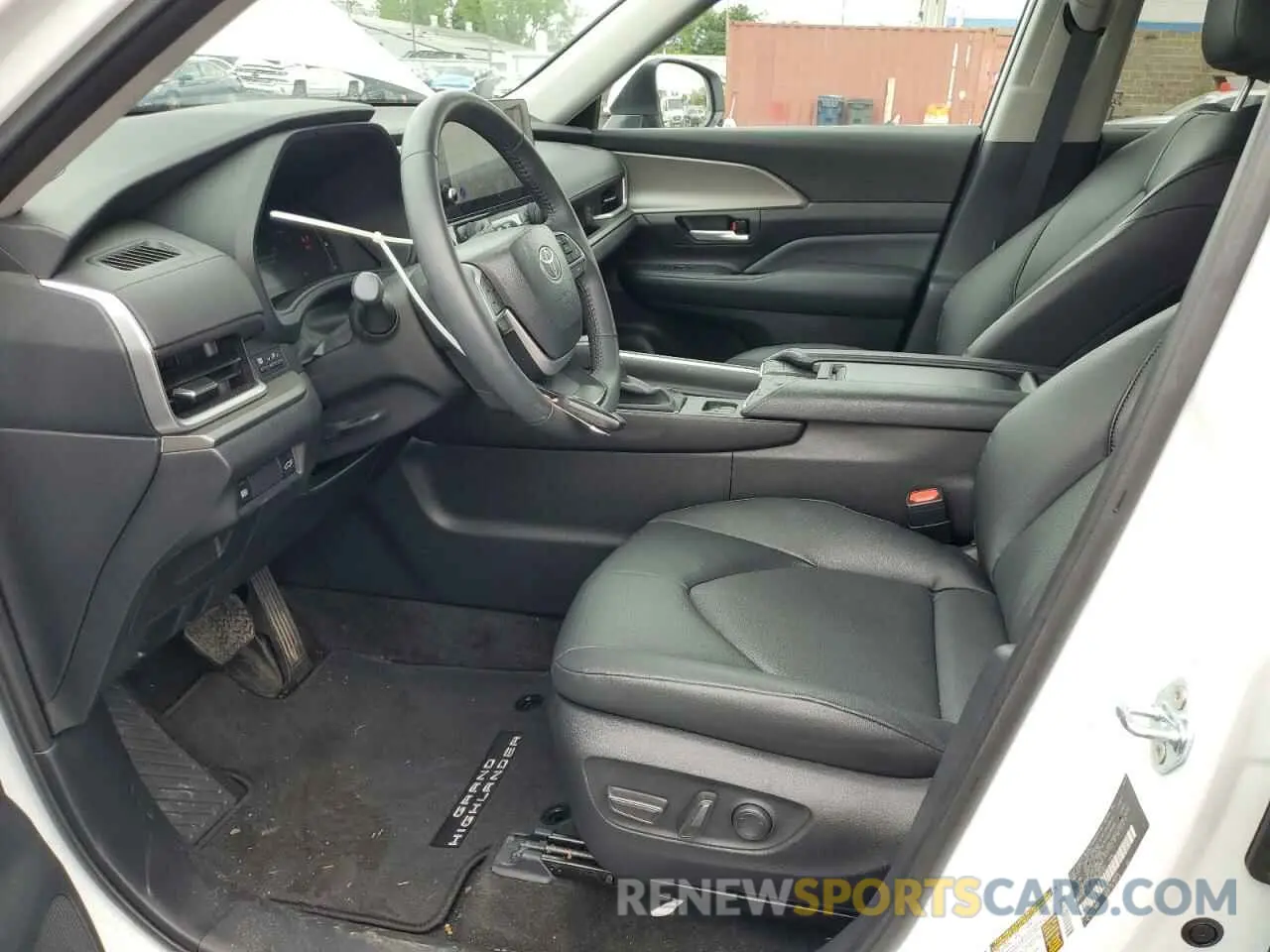 7 fotografías del automóvil dañado 5TDAAAB53RS064463 TOYOTA GRAND HIGH 2024
