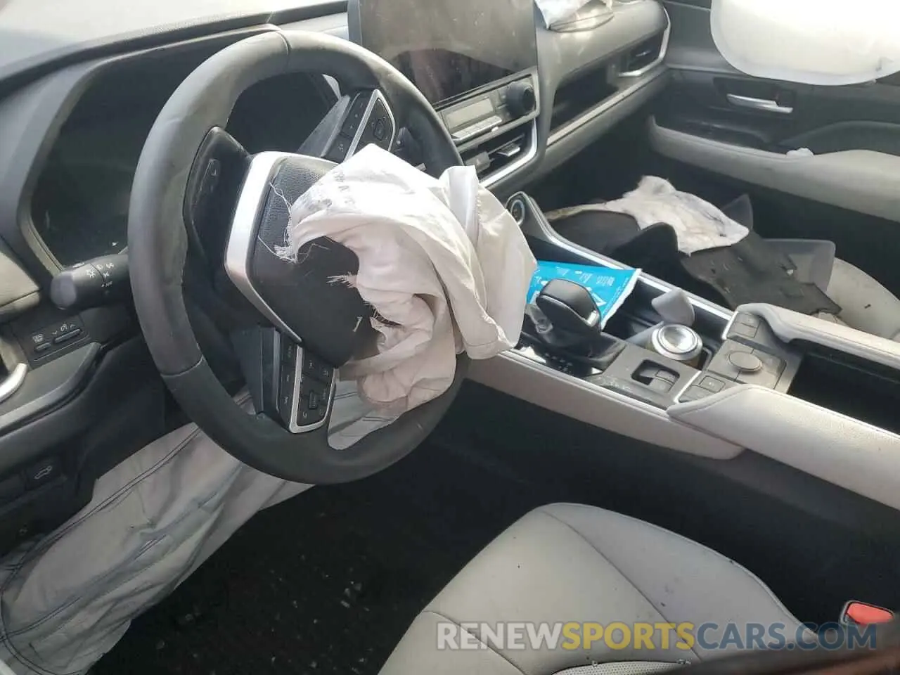 8 fotografías del automóvil dañado 5TDAAAB54RS037420 TOYOTA GRAND HIGH 2024
