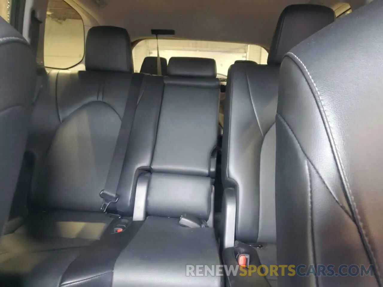 10 fotografías del automóvil dañado 5TDAAAB55RS018634 TOYOTA GRAND HIGH 2024