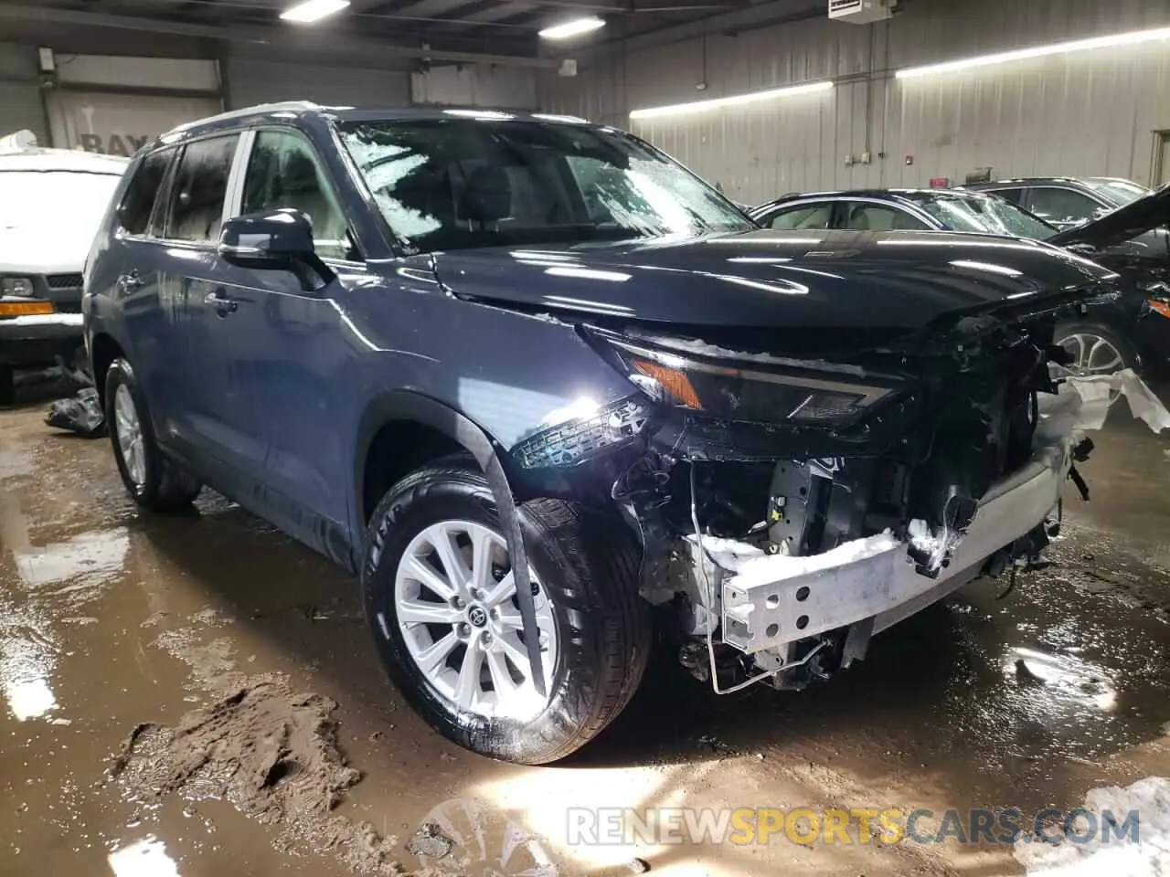 4 fotografías del automóvil dañado 5TDAAAB55RS063220 TOYOTA GRAND HIGH 2024