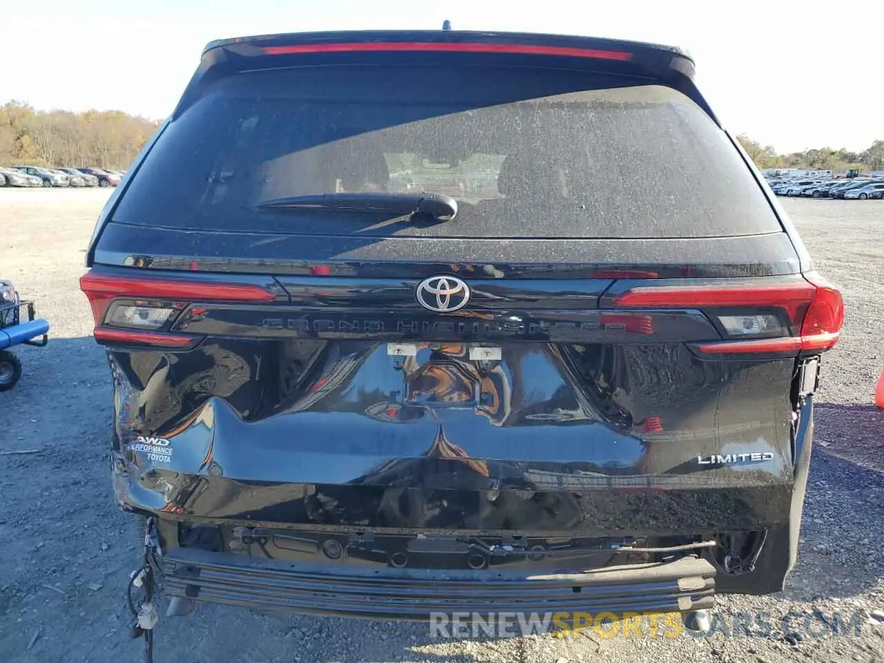 6 fotografías del automóvil dañado 5TDAAAB59RS018488 TOYOTA GRAND HIGH 2024