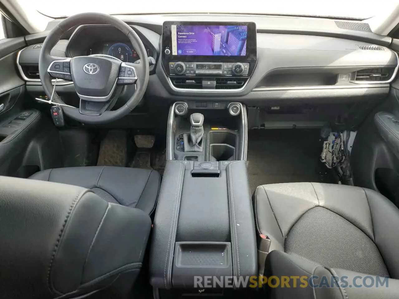 8 fotografías del automóvil dañado 5TDACAB50RS029602 TOYOTA GRAND HIGH 2024