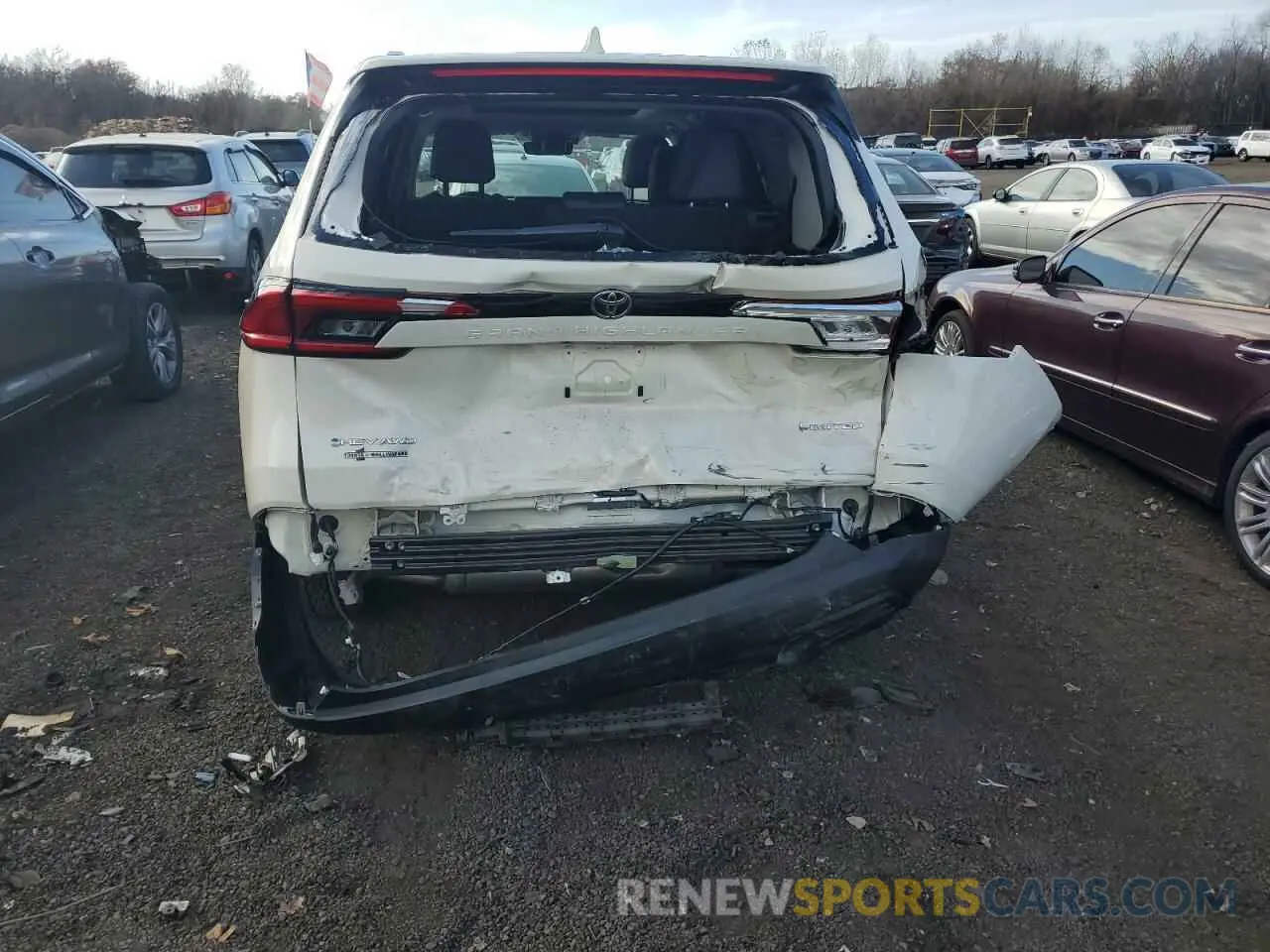6 fotografías del automóvil dañado 5TDACAB55RS021625 TOYOTA GRAND HIGH 2024