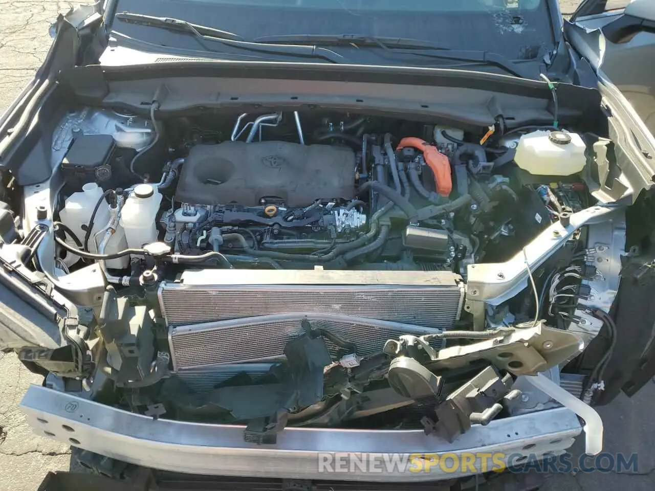 11 fotografías del automóvil dañado 5TDACAB58RS020310 TOYOTA GRAND HIGH 2024