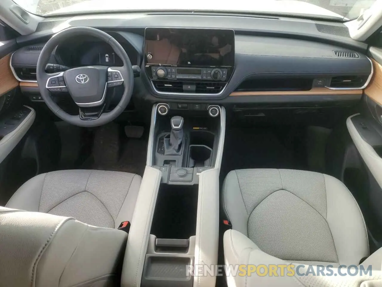 8 fotografías del automóvil dañado 5TDACAB59RS018257 TOYOTA GRAND HIGH 2024