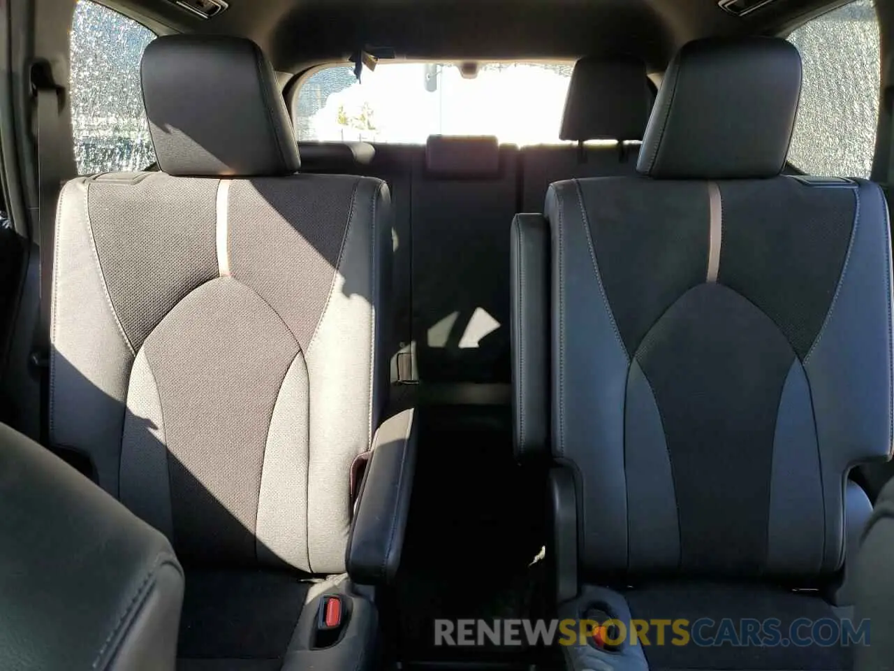 10 fotografías del automóvil dañado 5TDADAB52RS010787 TOYOTA GRAND HIGH 2024