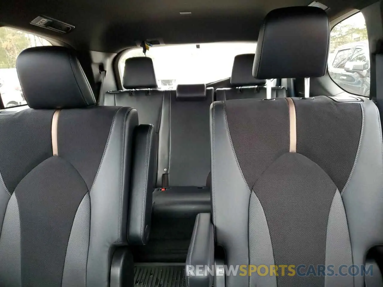 10 fotografías del automóvil dañado 5TDADAB54RS003338 TOYOTA GRAND HIGH 2024