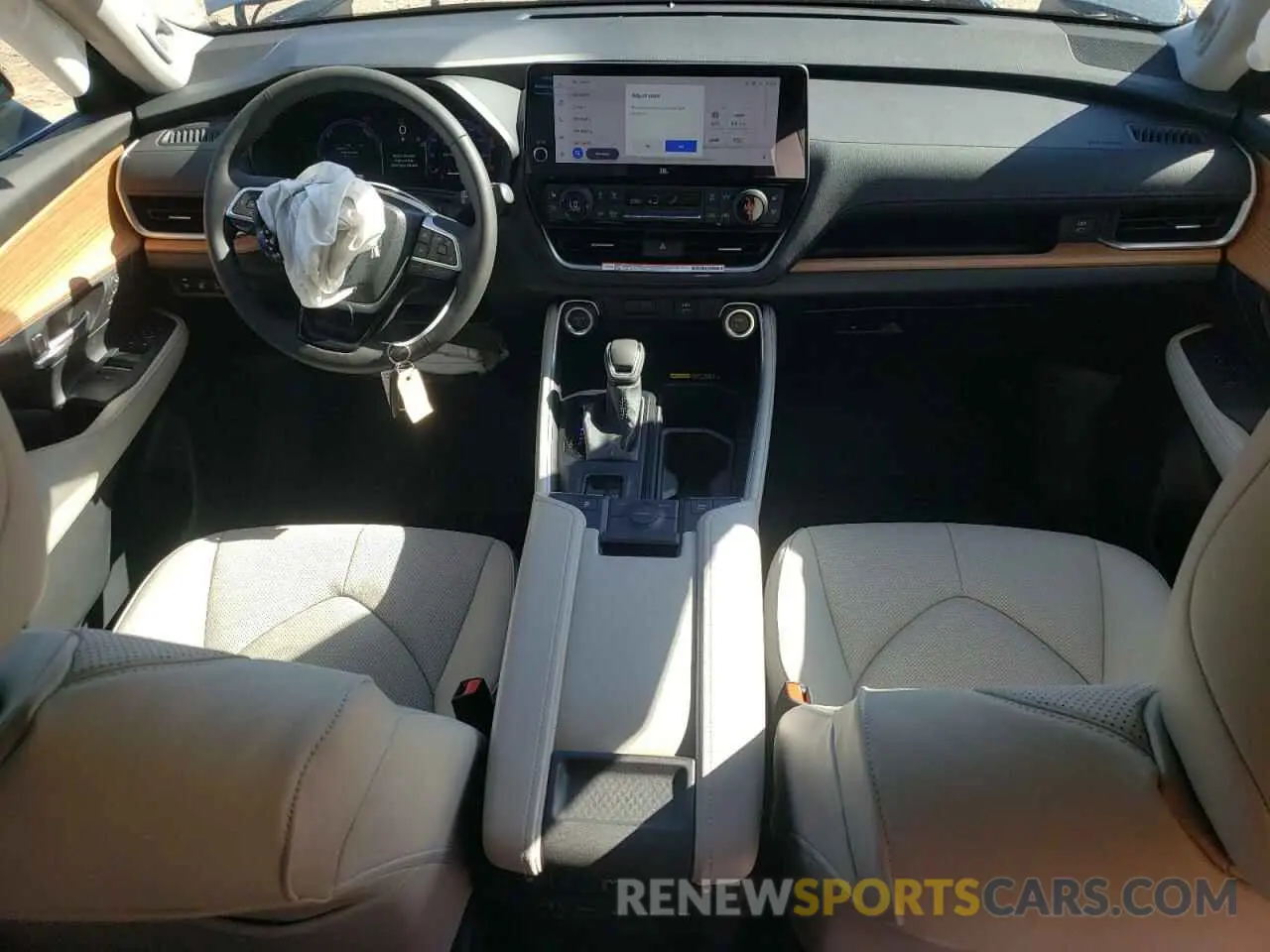 8 fotografías del automóvil dañado 5TDACAB59SS035176 TOYOTA GRAND HIGH 2025