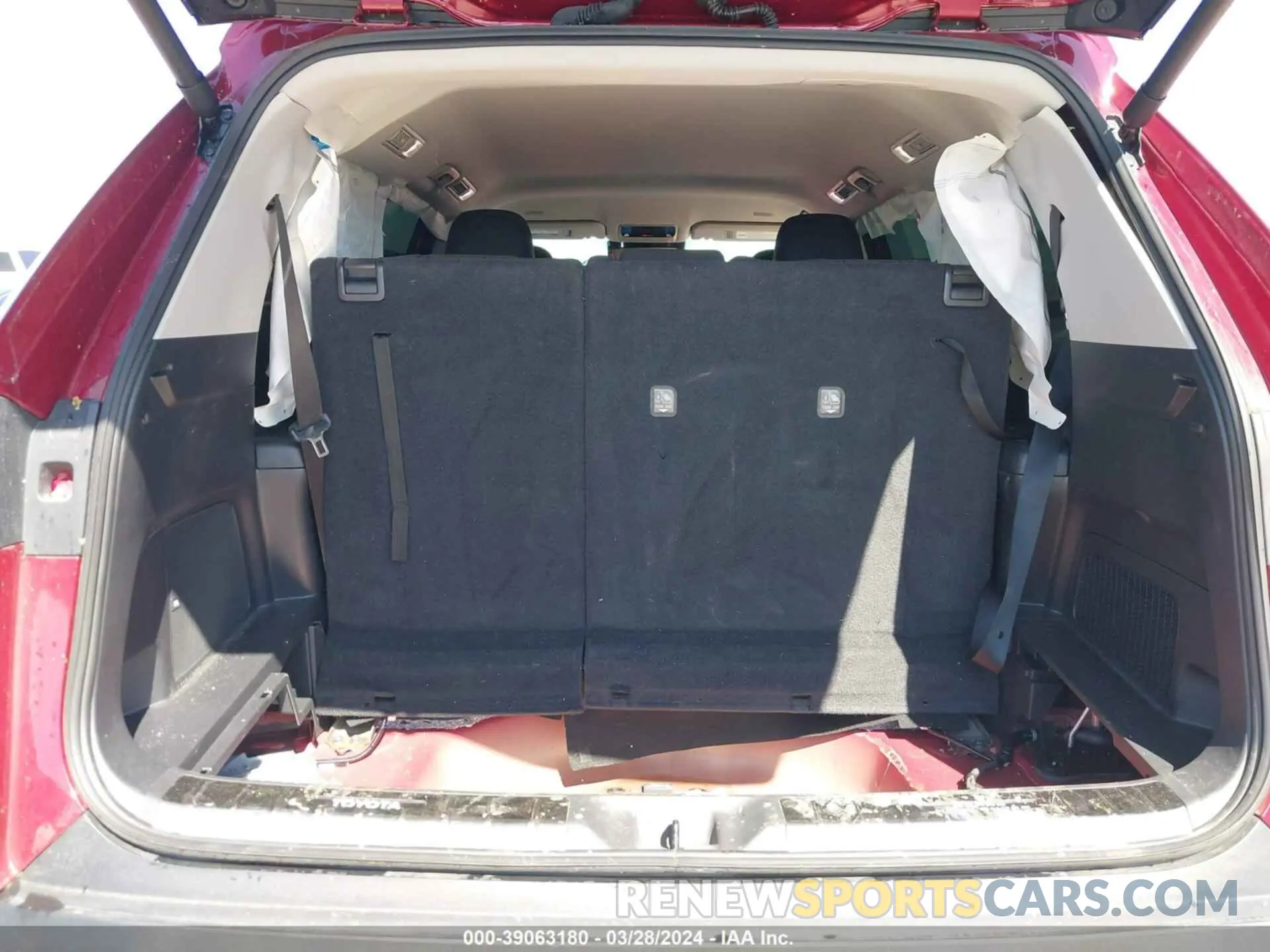 8 fotografías del automóvil dañado 5TDAAAA50RS001225 TOYOTA GRAND HIGHLANDER 2024
