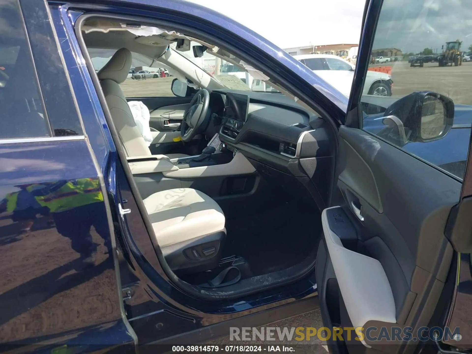 5 fotografías del automóvil dañado 5TDAAAA51RS005686 TOYOTA GRAND HIGHLANDER 2024