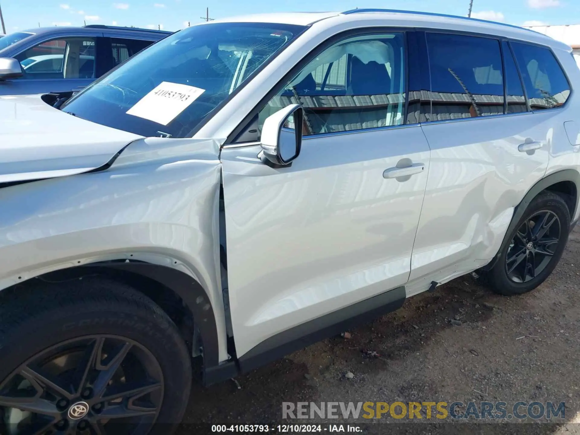 18 fotografías del automóvil dañado 5TDAAAA51RS014842 TOYOTA GRAND HIGHLANDER 2024