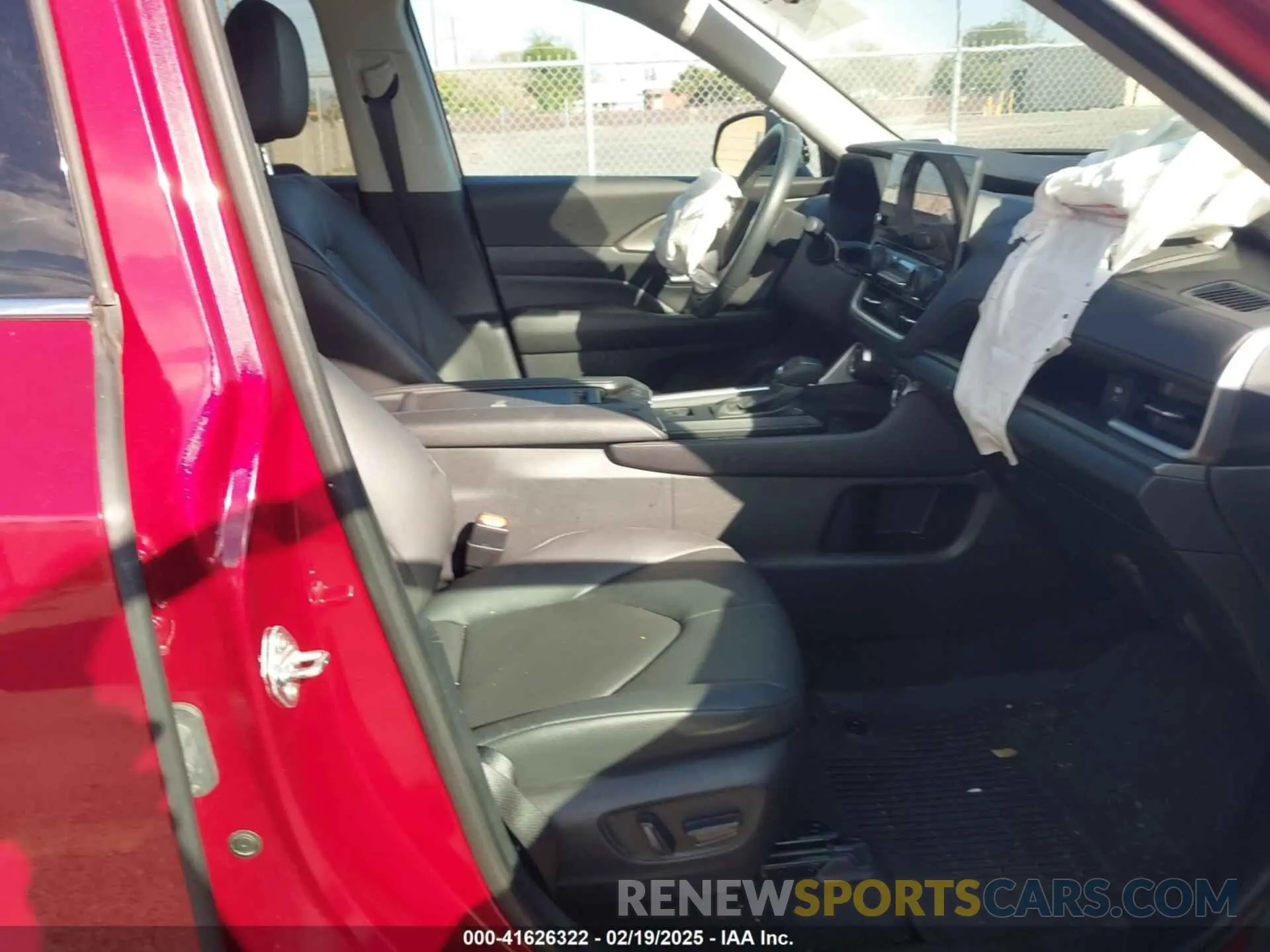 5 fotografías del automóvil dañado 5TDAAAA53RS008265 TOYOTA GRAND HIGHLANDER 2024