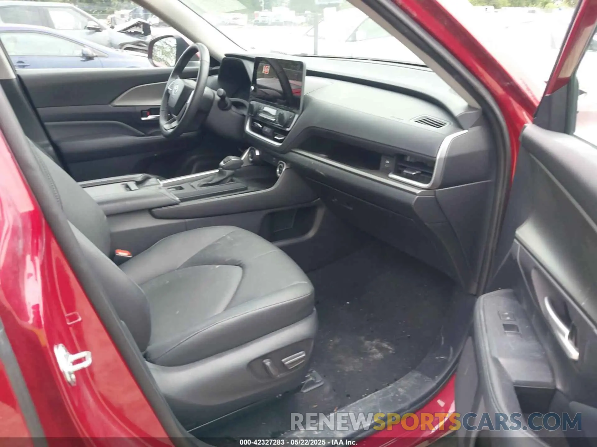 5 fotografías del automóvil dañado 5TDAAAA57RS011413 TOYOTA GRAND HIGHLANDER 2024