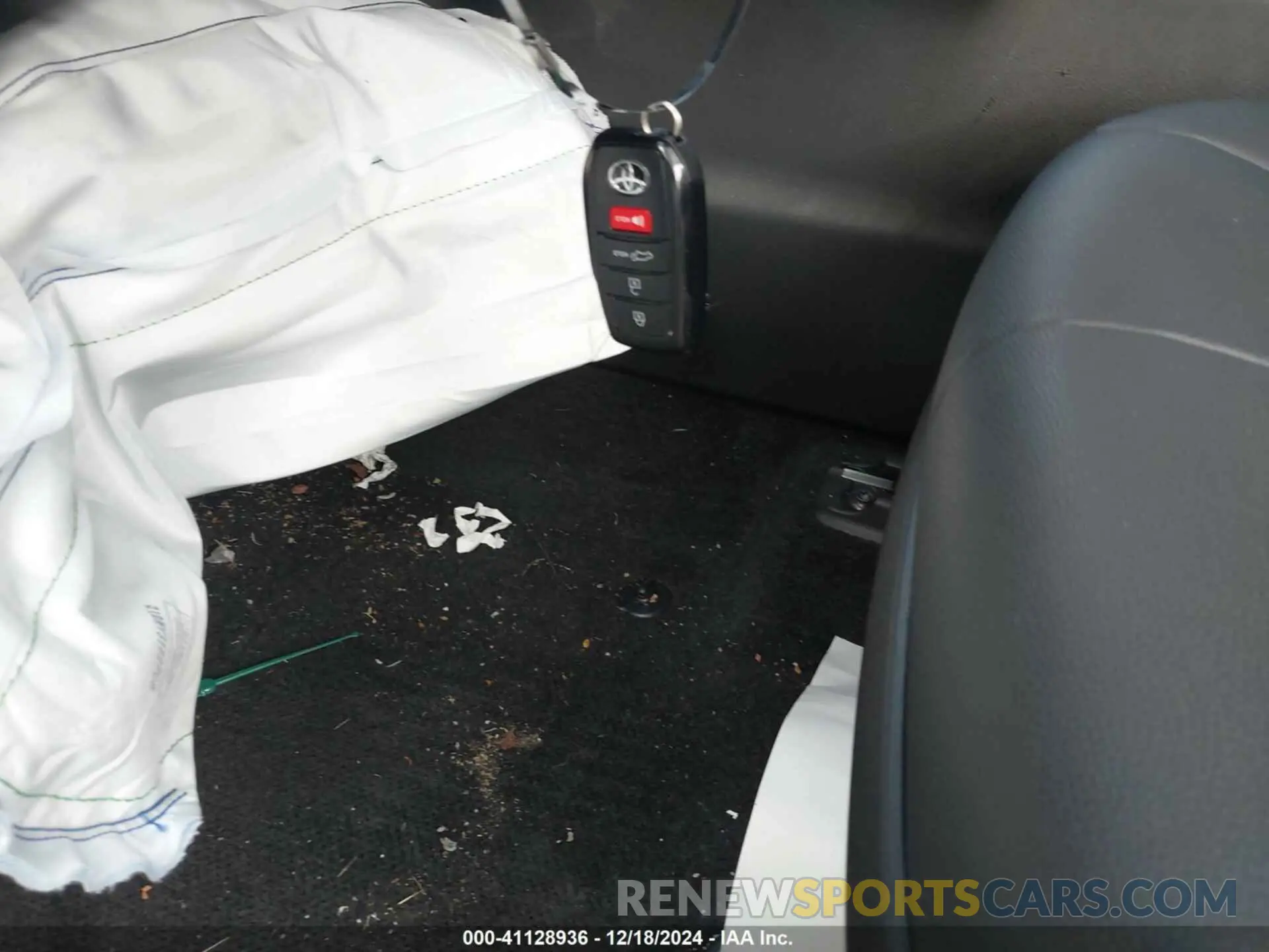 11 fotografías del automóvil dañado 5TDAAAB51RS021434 TOYOTA GRAND HIGHLANDER 2024