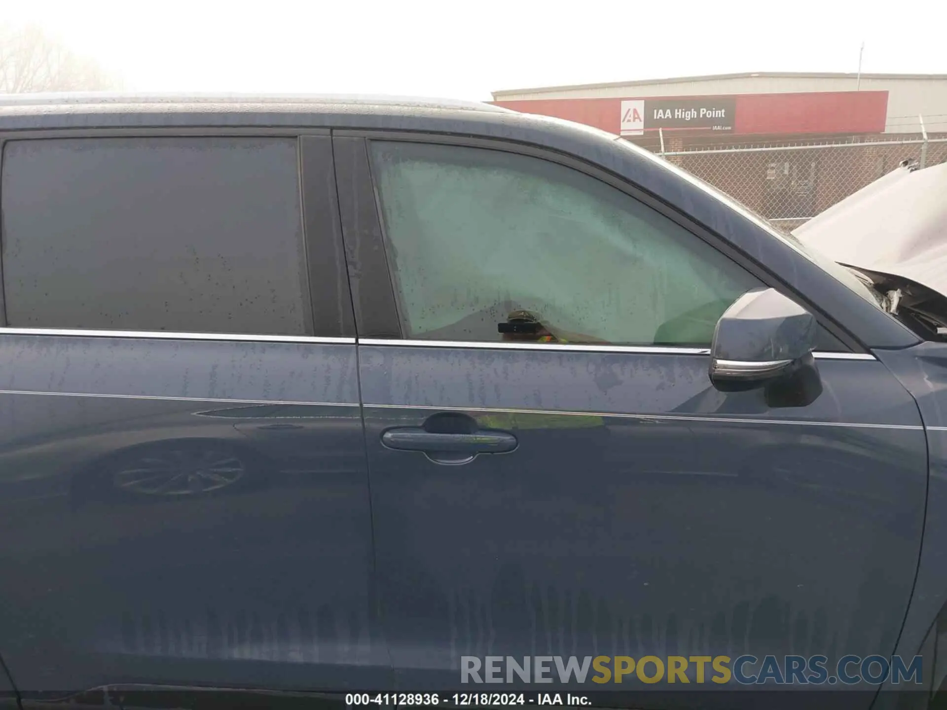 13 fotografías del automóvil dañado 5TDAAAB51RS021434 TOYOTA GRAND HIGHLANDER 2024