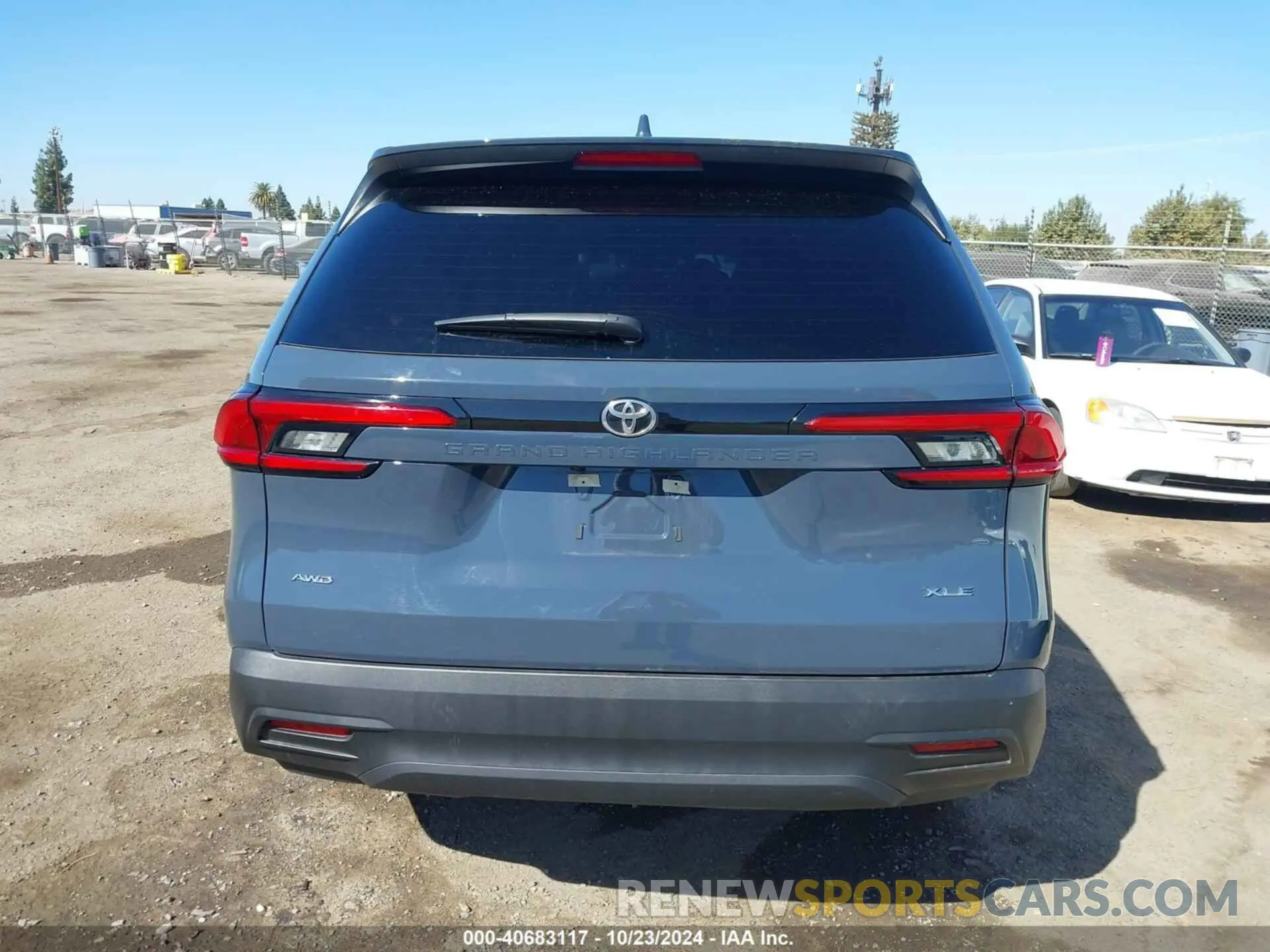 17 fotografías del automóvil dañado 5TDAAAB52RS034354 TOYOTA GRAND HIGHLANDER 2024