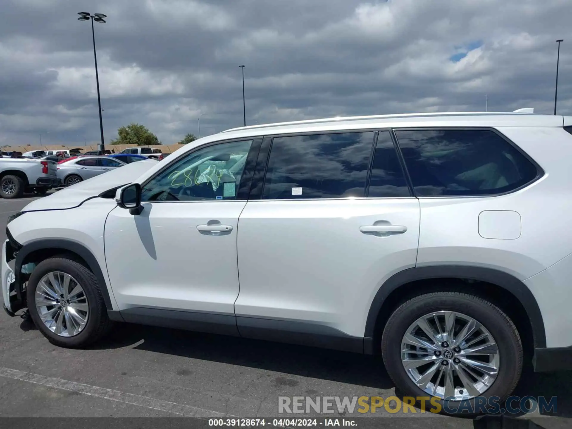 15 fotografías del automóvil dañado 5TDAAAB53RS039725 TOYOTA GRAND HIGHLANDER 2024