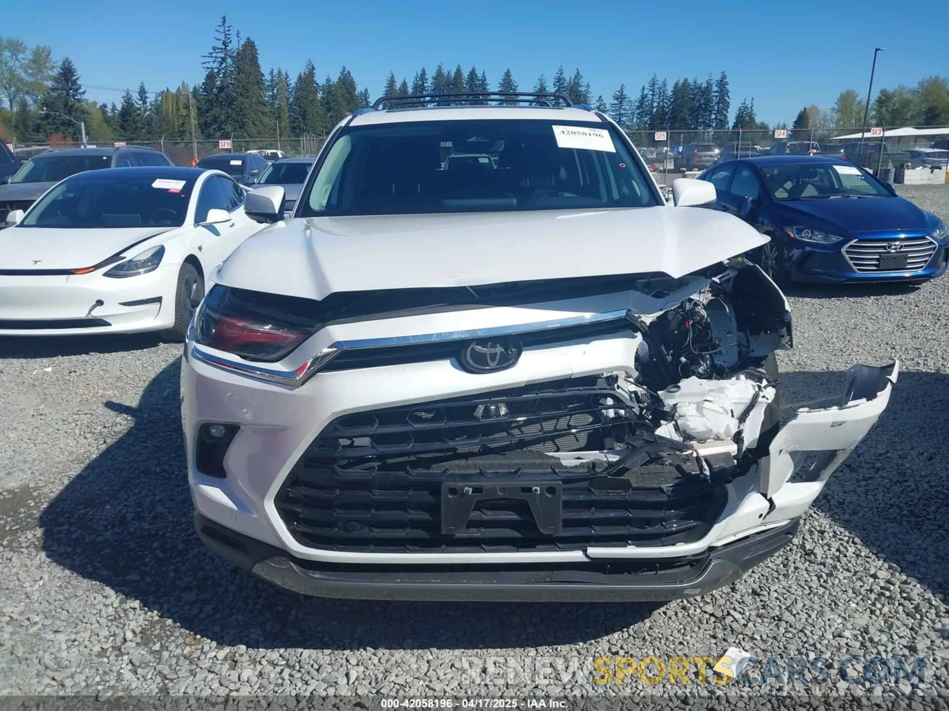 12 fotografías del automóvil dañado 5TDAAAB53RS064995 TOYOTA GRAND HIGHLANDER 2024