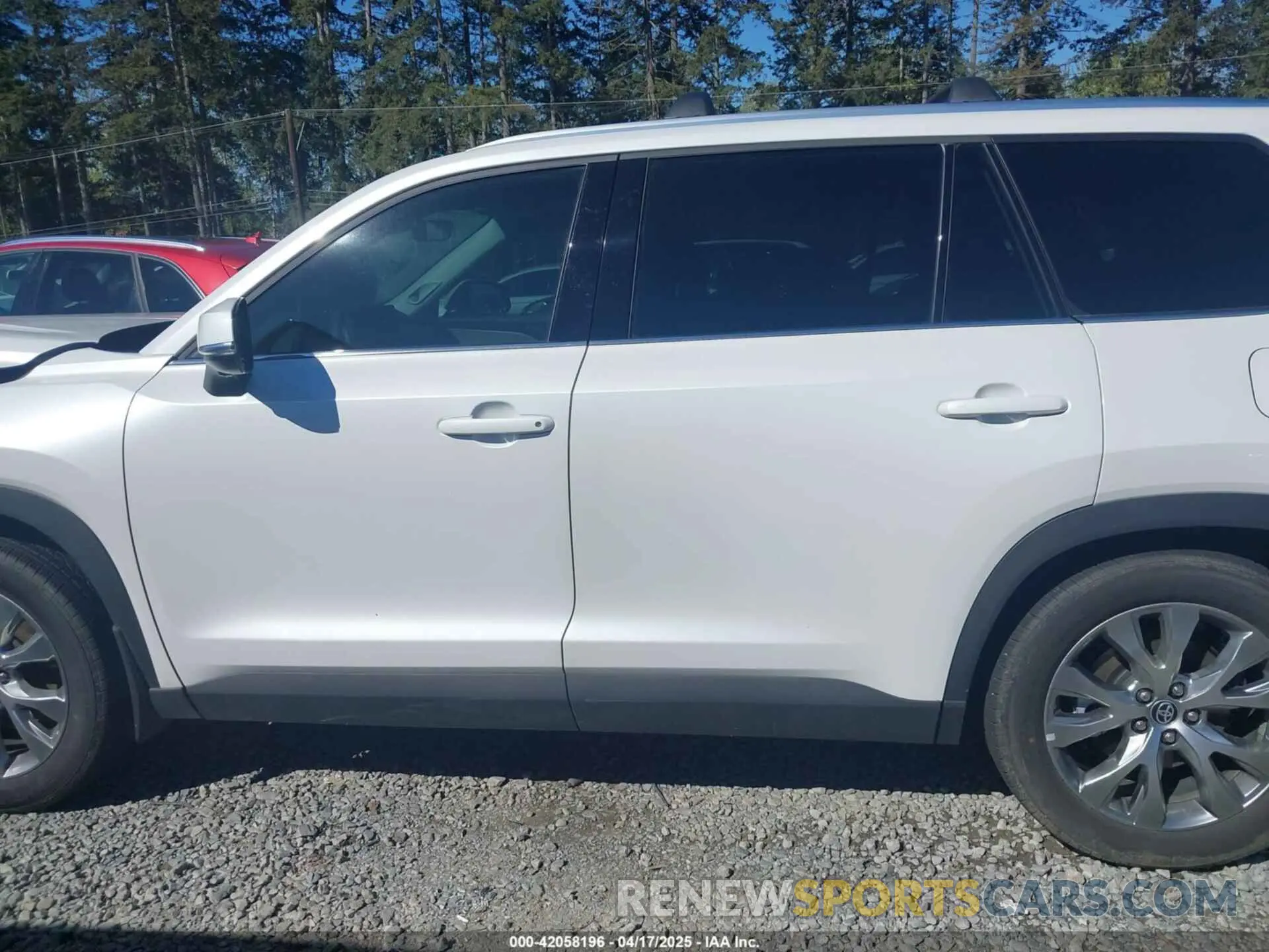 14 fotografías del automóvil dañado 5TDAAAB53RS064995 TOYOTA GRAND HIGHLANDER 2024