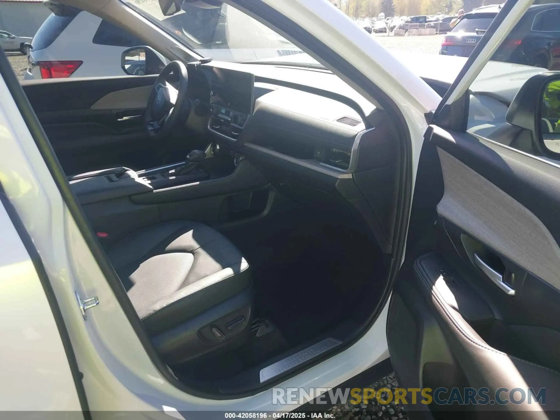 5 fotografías del automóvil dañado 5TDAAAB53RS064995 TOYOTA GRAND HIGHLANDER 2024