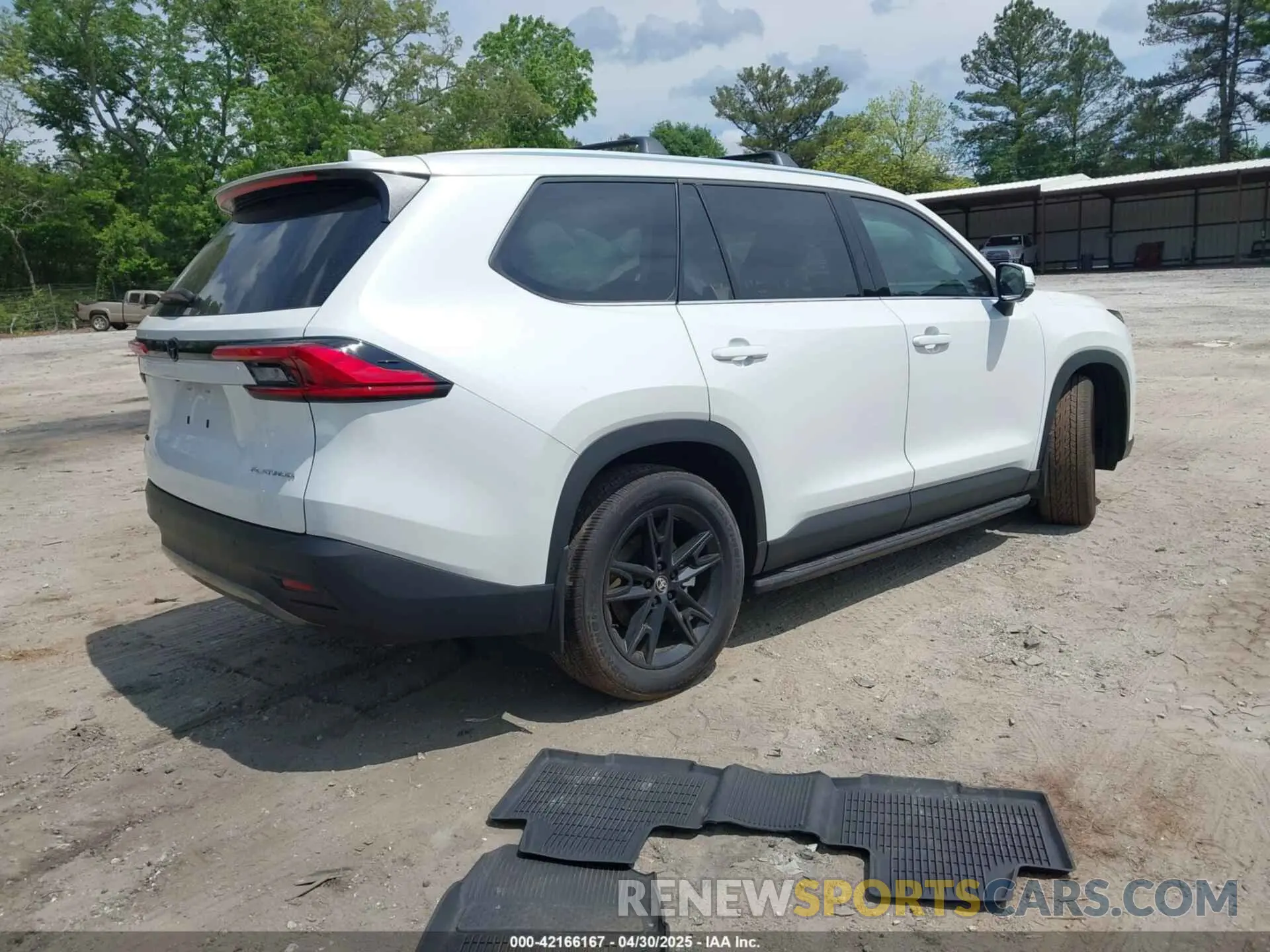 4 fotografías del automóvil dañado 5TDAAAB54RS065010 TOYOTA GRAND HIGHLANDER 2024