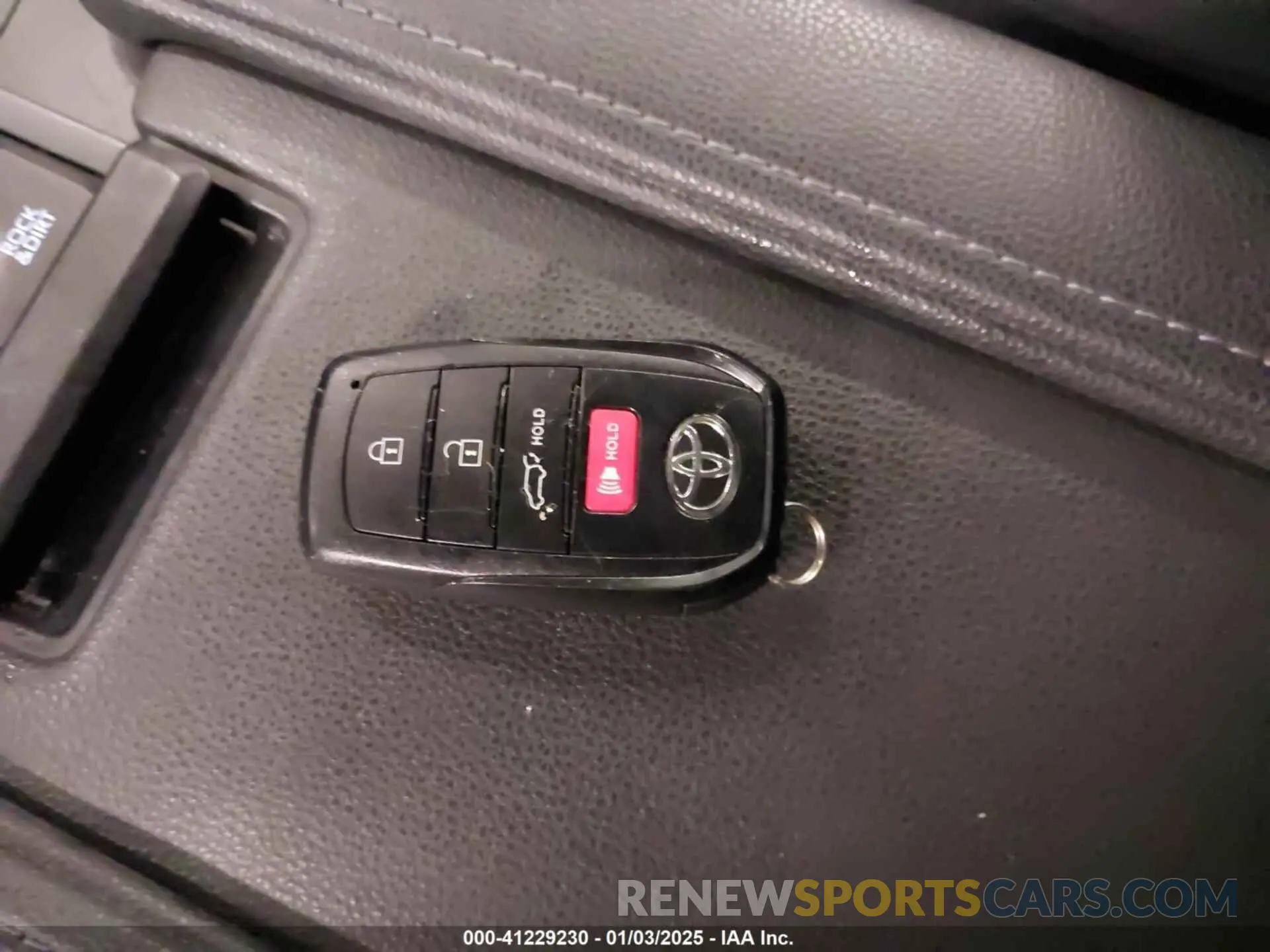 11 fotografías del automóvil dañado 5TDAAAB56RS027018 TOYOTA GRAND HIGHLANDER 2024