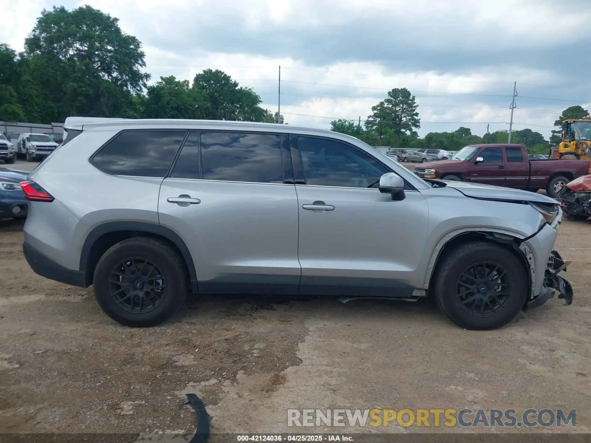 14 fotografías del automóvil dañado 5TDAAAB57RS007330 TOYOTA GRAND HIGHLANDER 2024