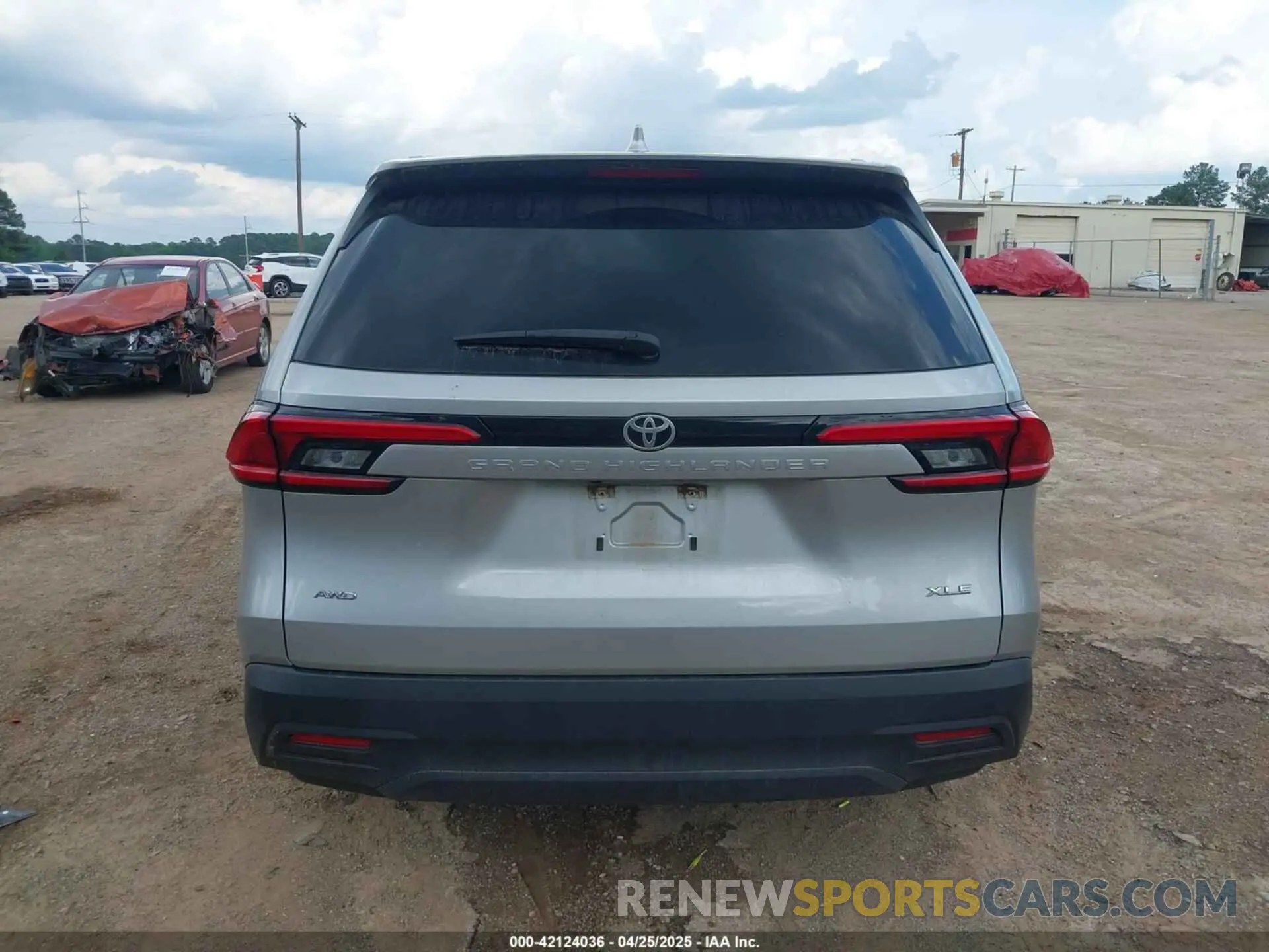 17 fotografías del automóvil dañado 5TDAAAB57RS007330 TOYOTA GRAND HIGHLANDER 2024