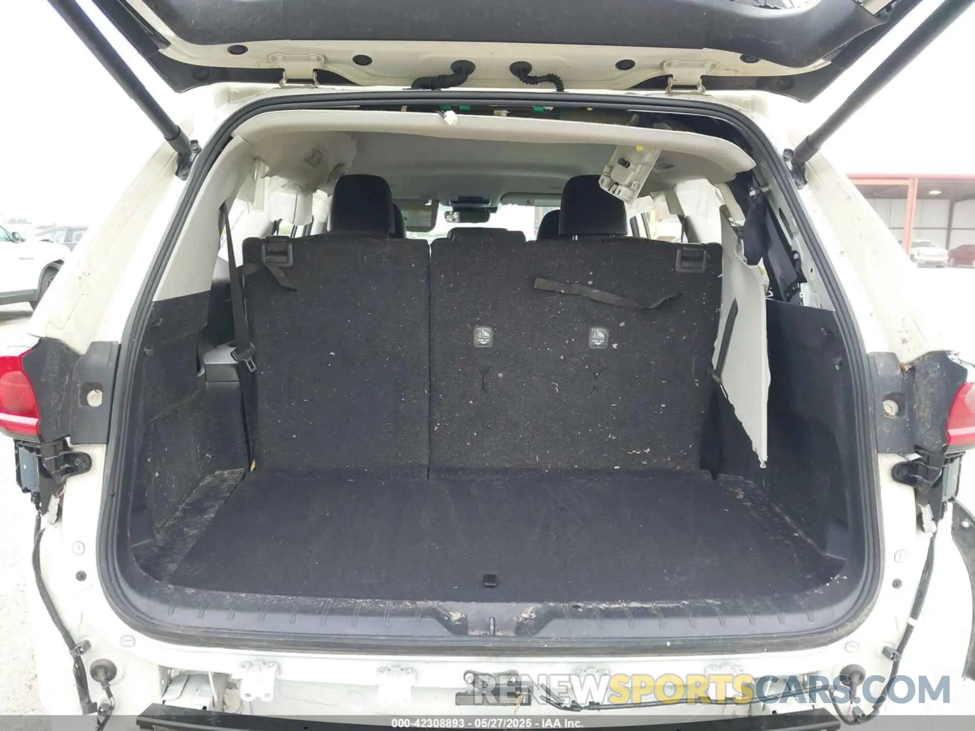 17 fotografías del automóvil dañado 5TDAAAB58RS028476 TOYOTA GRAND HIGHLANDER 2024
