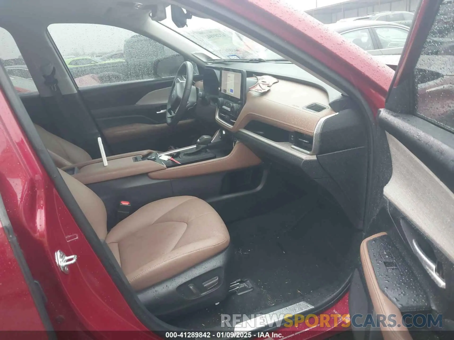 5 fotografías del automóvil dañado 5TDAAAB58RS030941 TOYOTA GRAND HIGHLANDER 2024