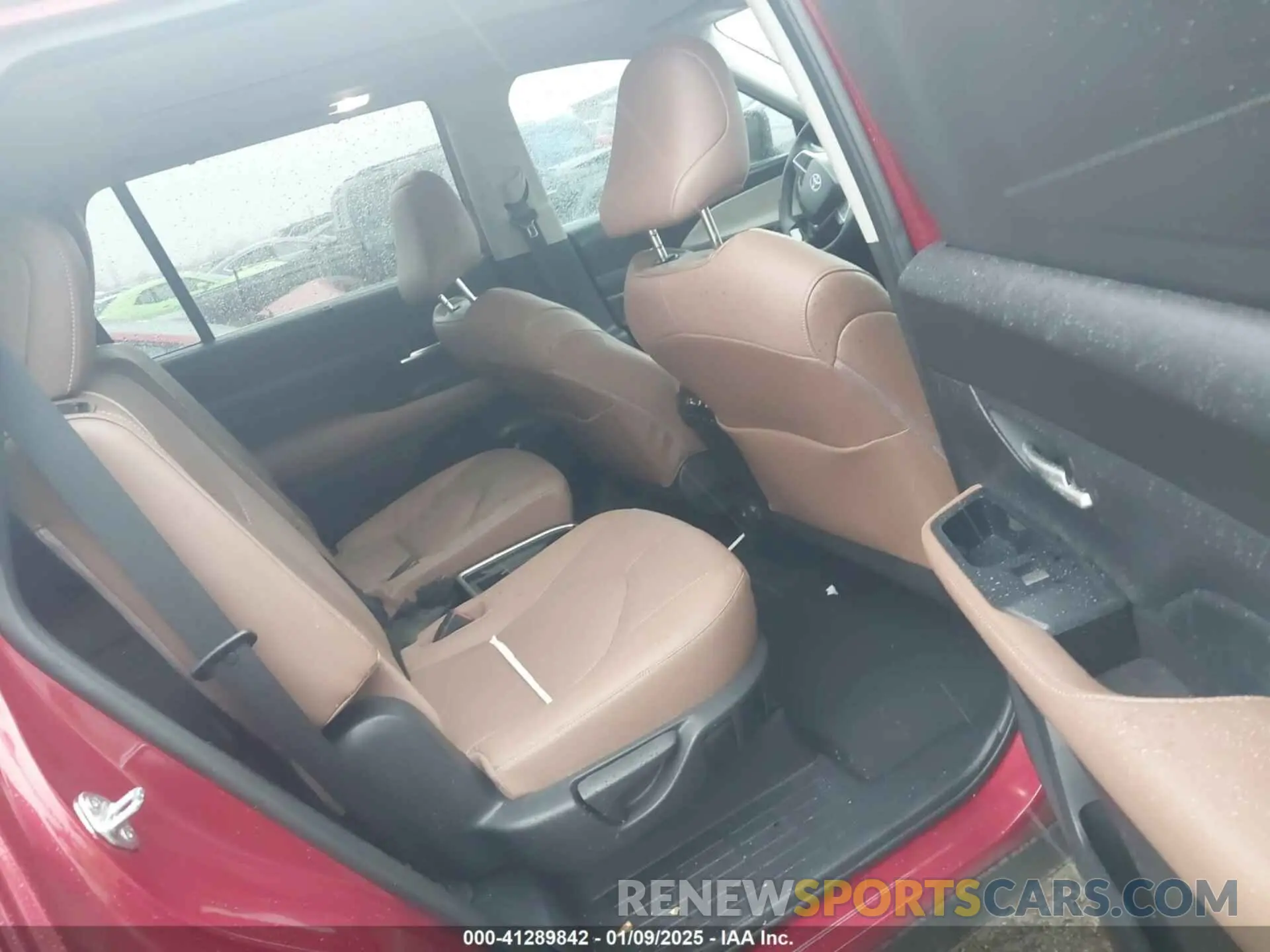 8 fotografías del automóvil dañado 5TDAAAB58RS030941 TOYOTA GRAND HIGHLANDER 2024