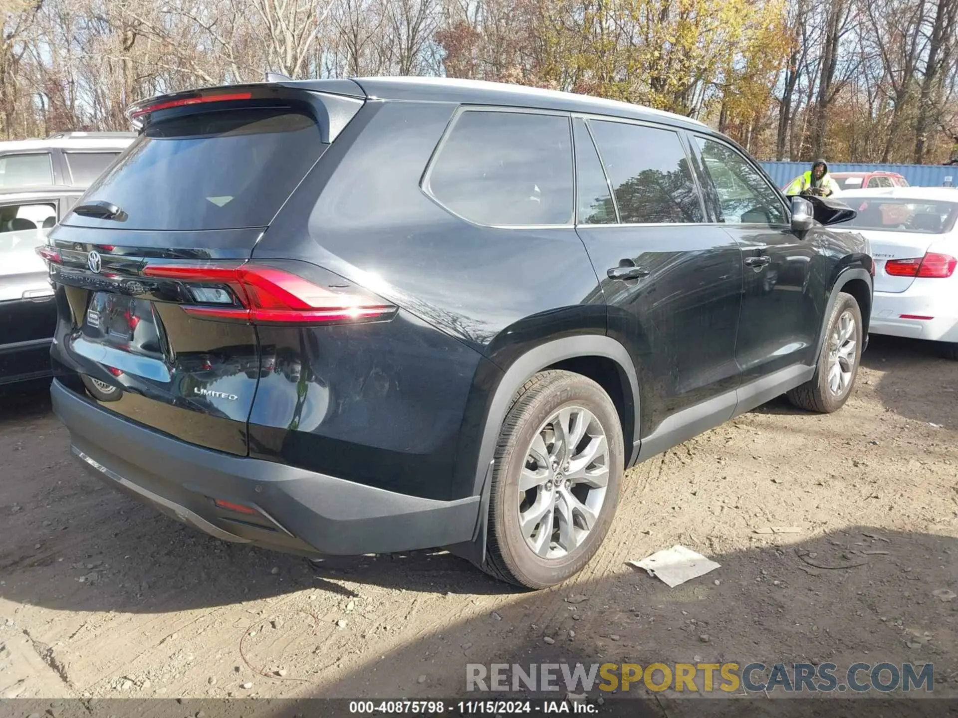 4 fotografías del automóvil dañado 5TDAAAB58RS056665 TOYOTA GRAND HIGHLANDER 2024