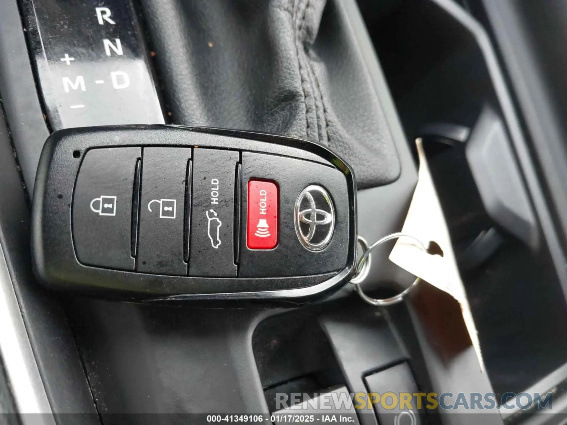 11 fotografías del automóvil dañado 5TDAAAB59RS010004 TOYOTA GRAND HIGHLANDER 2024