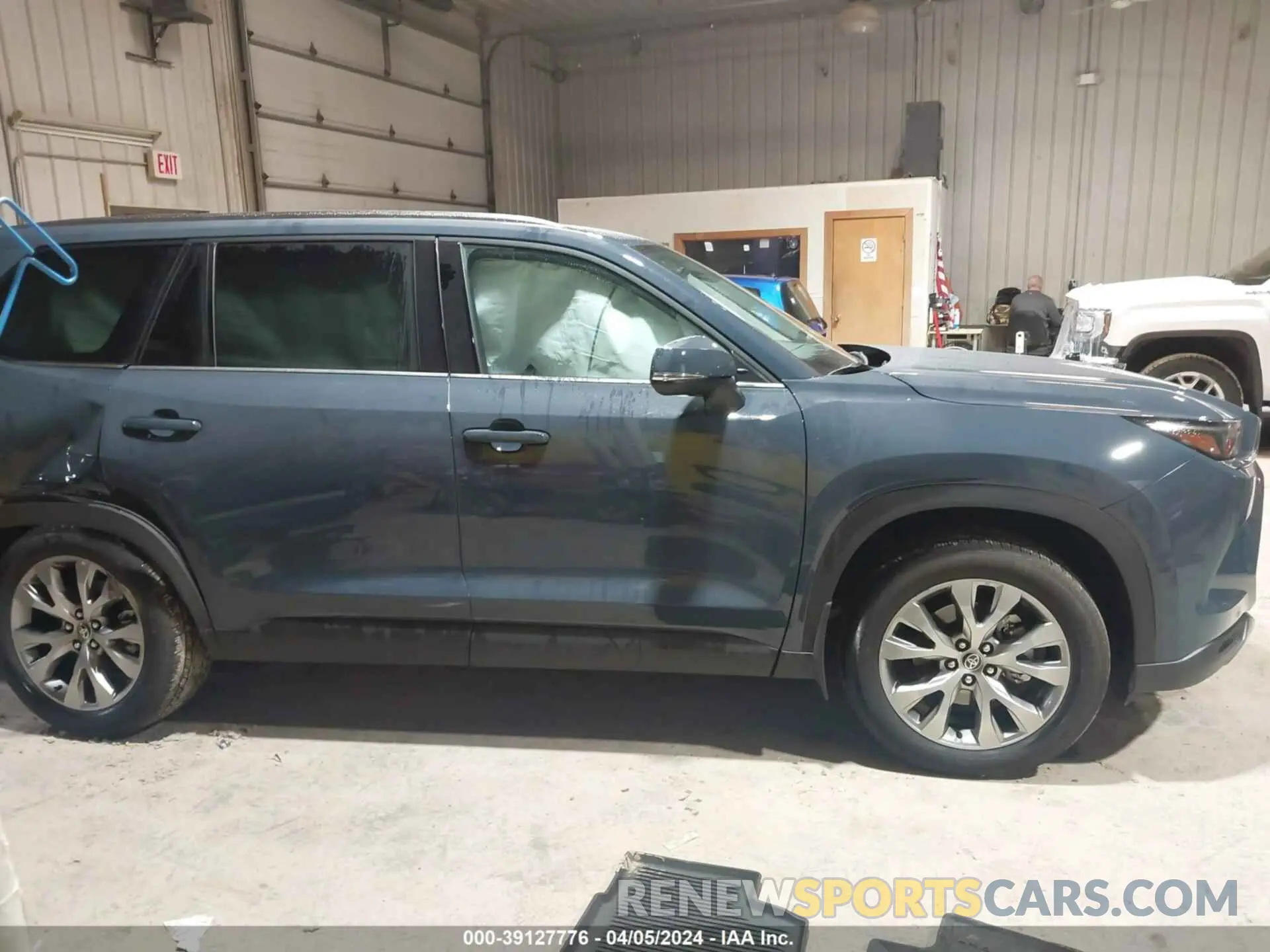 14 fotografías del automóvil dañado 5TDAAAB59RS011556 TOYOTA GRAND HIGHLANDER 2024