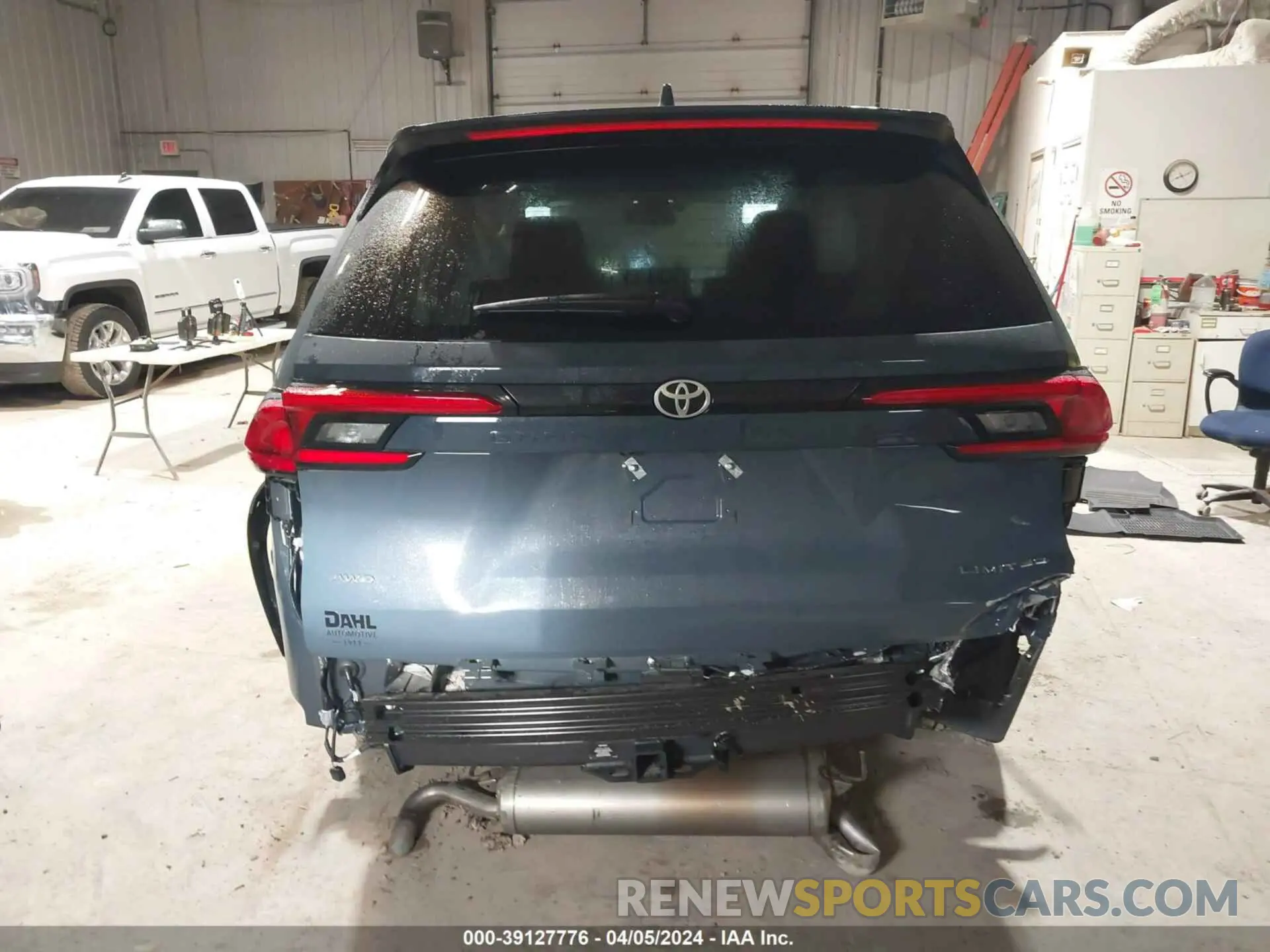 17 fotografías del automóvil dañado 5TDAAAB59RS011556 TOYOTA GRAND HIGHLANDER 2024