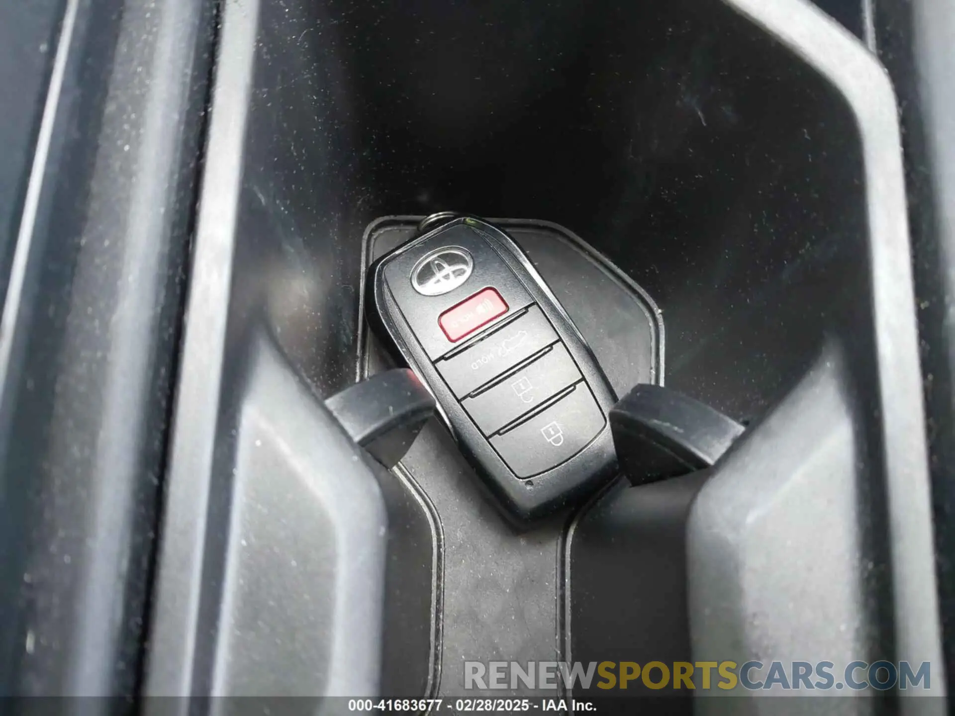 11 fotografías del automóvil dañado 5TDAAAB59RS042760 TOYOTA GRAND HIGHLANDER 2024